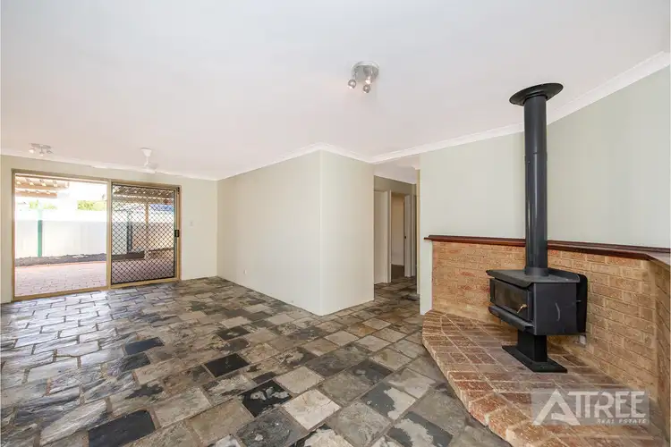 Sixth view of Homely house listing, 7 Parrot Court, Gosnells WA 6110
