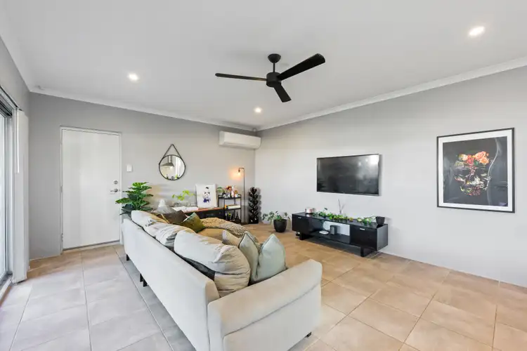 Fifth view of Homely house listing, 2 Wolfson Way, Piara Waters WA 6112