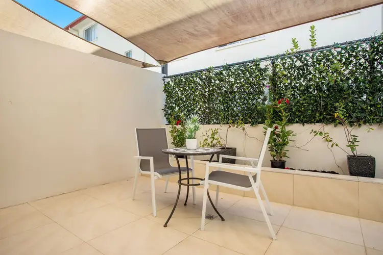 Sixth view of Homely house listing, 3/214 Stanhill Drive, Chevron Island QLD 4217