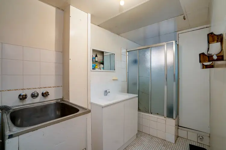 Sixth view of Homely unit listing, 2/45 Railway Street, Southport QLD 4215