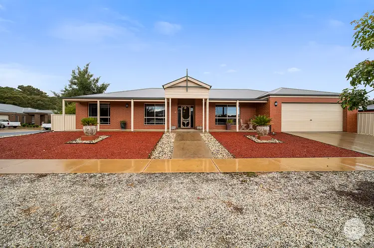 19 Thomas Drive, Marong VIC 3515