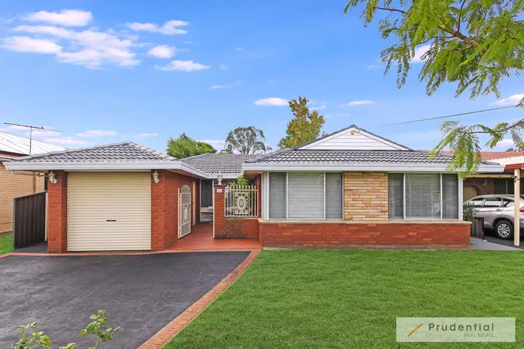 52 Supply Avenue, Lurnea NSW 2170