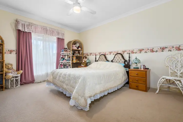 Fifth view of Homely house listing, 1 James Court, Kyneton VIC 3444