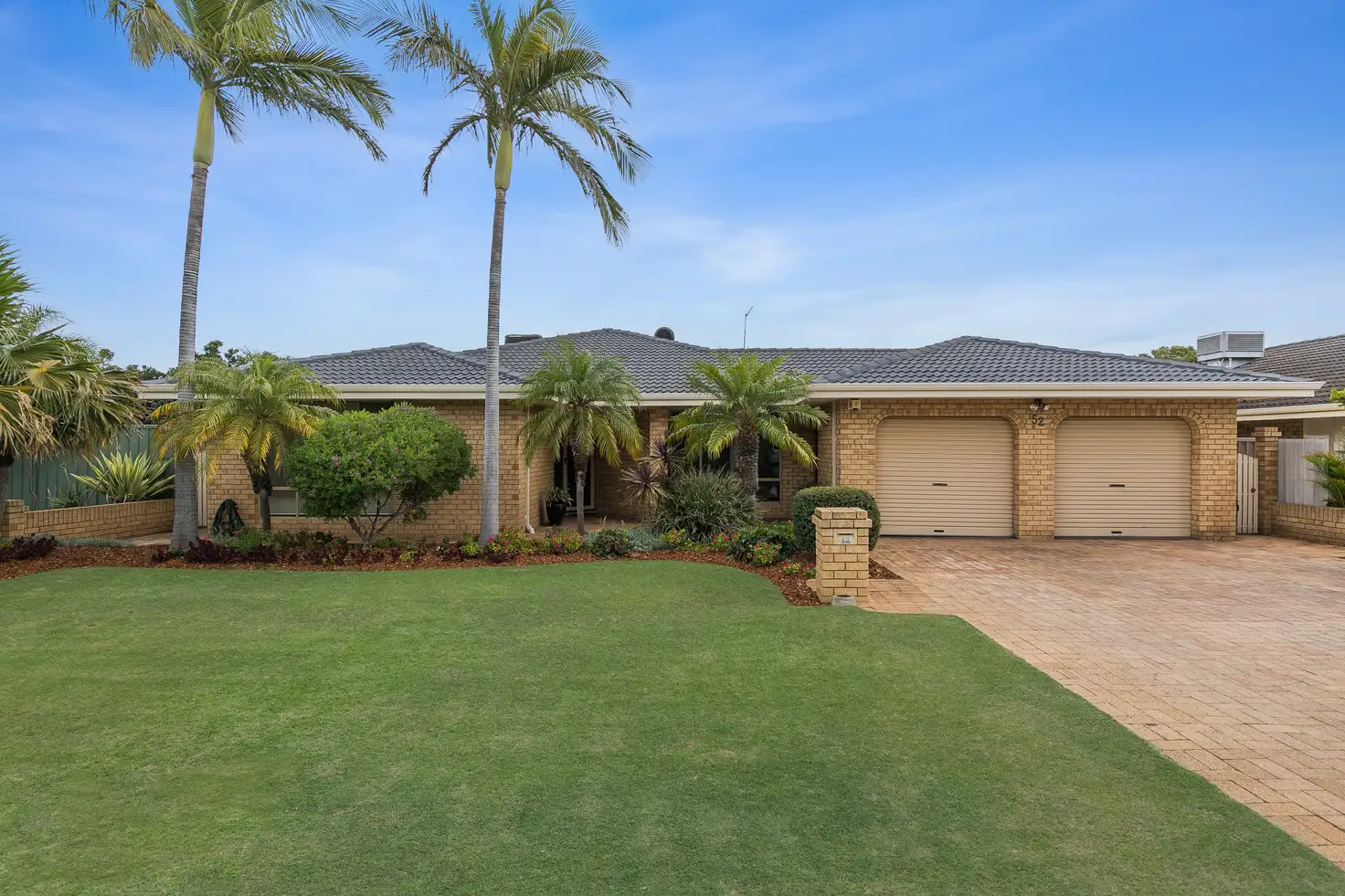 Main view of Homely house listing, 52 Ranford Loop, Kardinya WA 6163