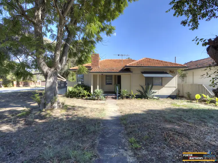 70 Norwood Road, Rivervale WA 6103