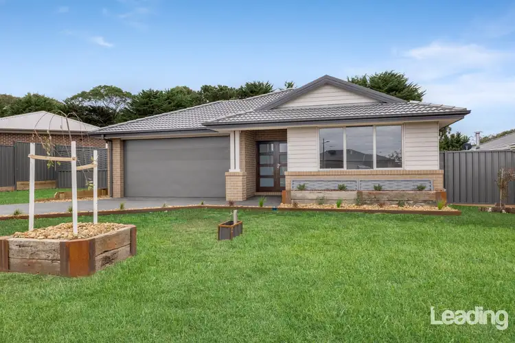 Second view of Homely house listing, 5 Casuarina Drive, Romsey VIC 3434