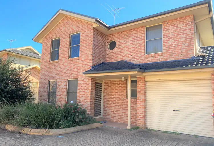 12 Derby Street