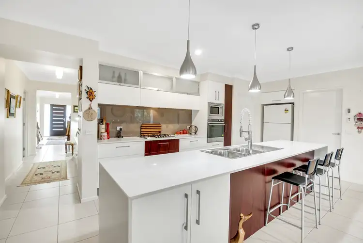 Fifth view of Homely house listing, 6 Tarago Court, Whittlesea VIC 3757