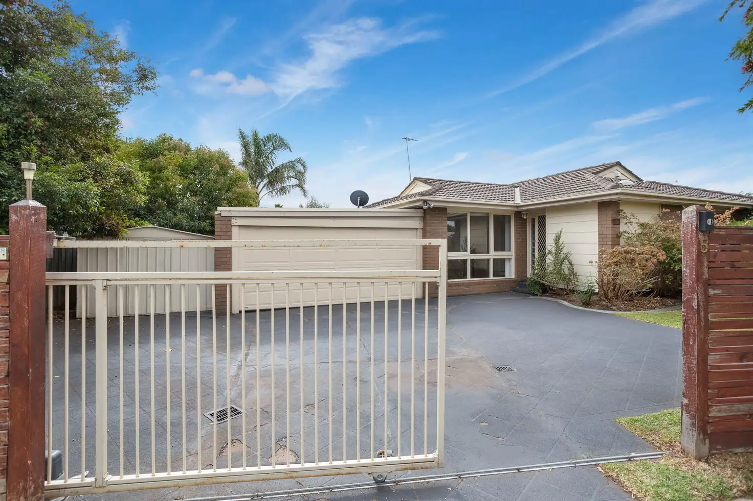 Main view of Homely house listing, 5 Lucas Crescent, Seaford VIC 3198