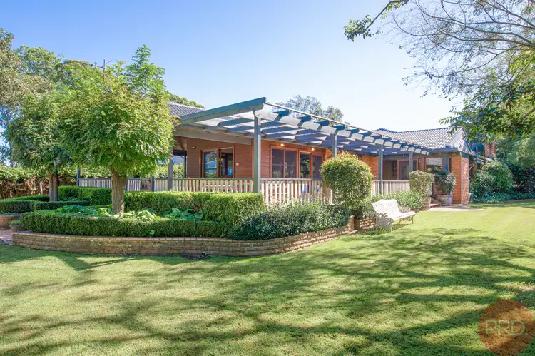 16 Victoria Road, Bolwarra NSW 2320