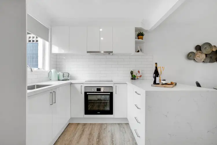 3/4-6 Oakland Street, Mornington VIC 3931