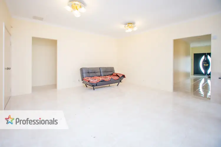 Sixth view of Homely house listing, 28 Claridge Circle, Thornlie WA 6108