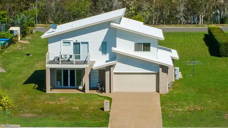 12 SANDCASTLES CIRCUIT, Burrum Heads QLD 4659