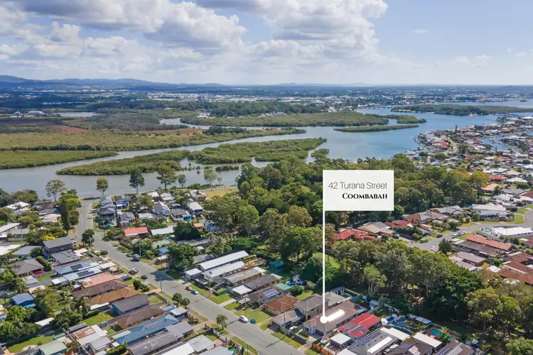 42 Turana Street, Coombabah QLD 4216