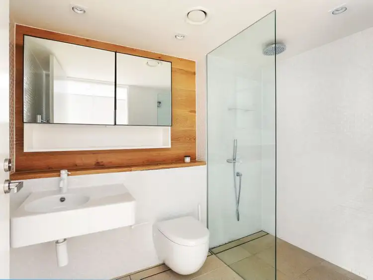 Fifth view of Homely studio listing, 304/180-186 Campbell Parade, Bondi Beach NSW 2026
