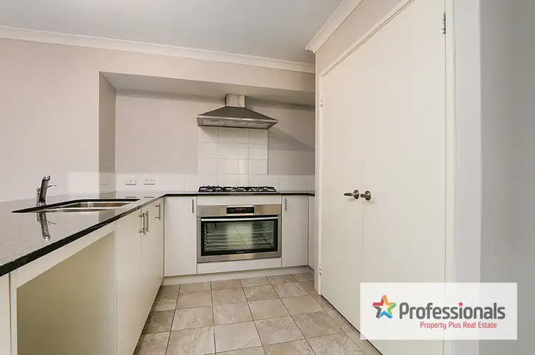 Second view of Homely house listing, 7 Wadham Link, Piara Waters WA 6112