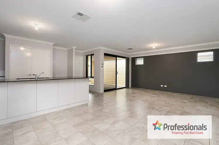 Fourth view of Homely house listing, 7 Wadham Link, Piara Waters WA 6112