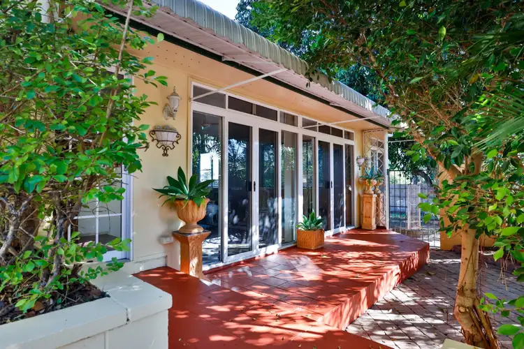 7 Cutler Court, Mount Louisa QLD 4814