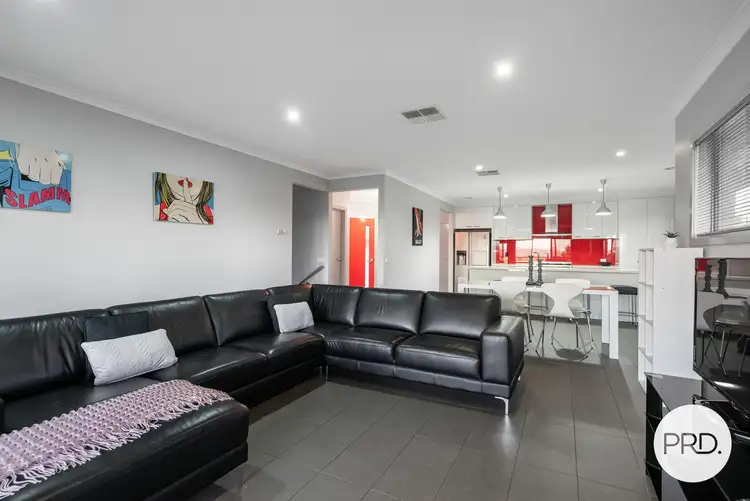 Sixth view of Homely townhouse listing, 2/536 Roper Street, Albury NSW 2640