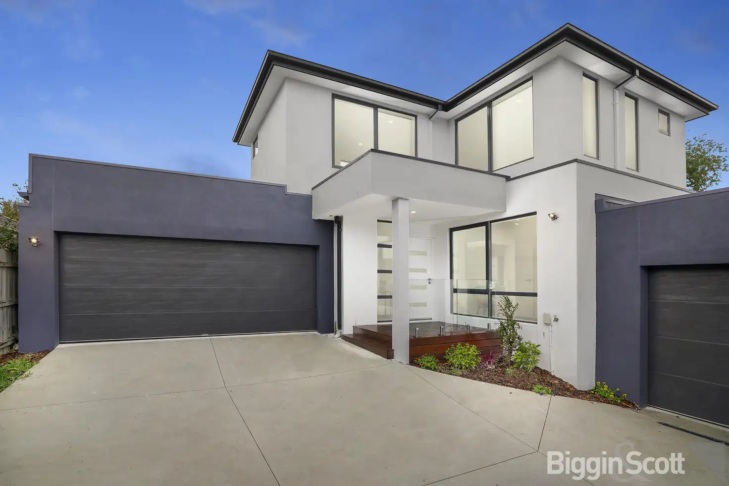 Main view of Homely townhouse listing, 2/13 Kanooka Avenue, Ashwood VIC 3147