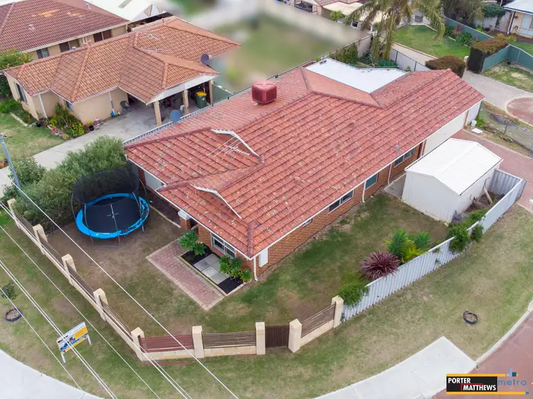 Fourth view of Homely house listing, 2 Floret Court, Seville Grove WA 6112