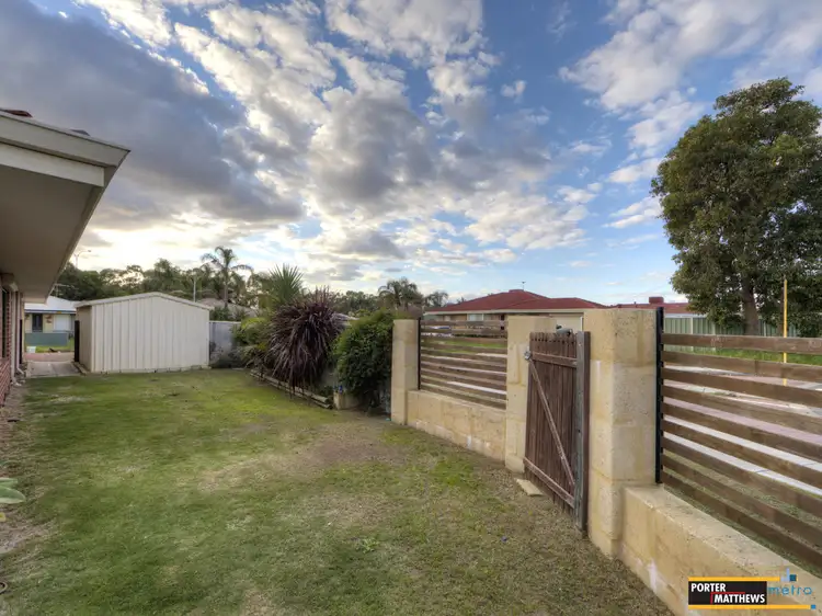 Fifth view of Homely house listing, 2 Floret Court, Seville Grove WA 6112