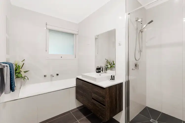 Sixth view of Homely house listing, 4 Lynette Court, Watsonia VIC 3087