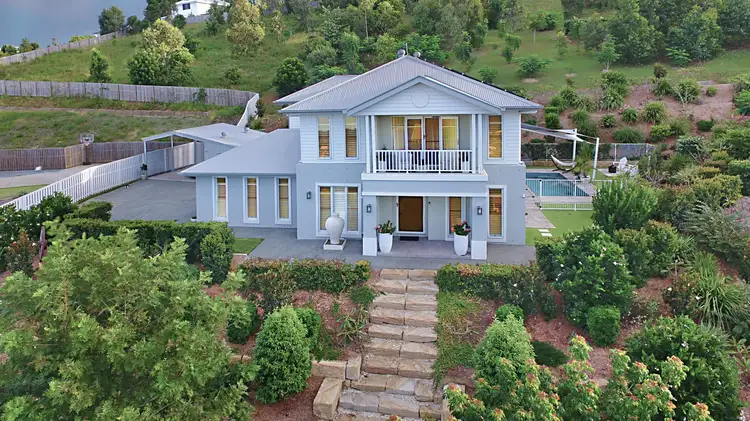 24 Greenvale Crescent, Maudsland QLD 4210