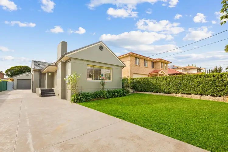 6 Robinson Street, Belfield NSW 2191