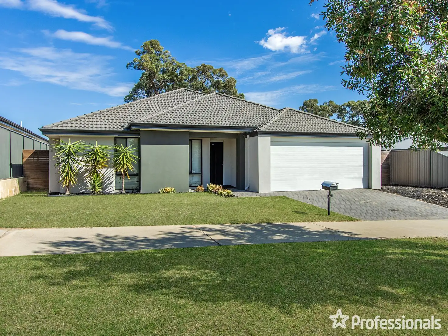 Main view of Homely house listing, 27 Amazon Drive, Baldivis WA 6171