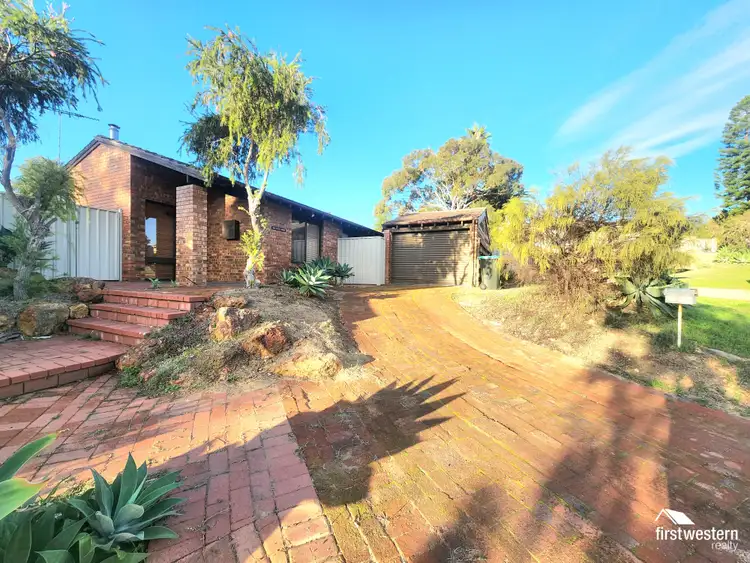2 Cove Court
