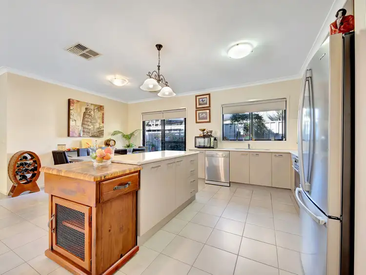 Fourth view of Homely house listing, 7 Garden Cove, Wodonga VIC 3690