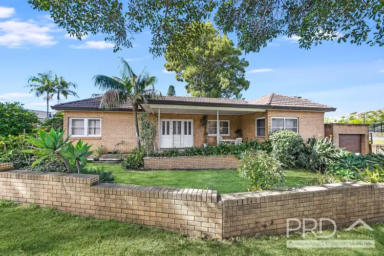 82 Rosebank Avenue, Kingsgrove NSW 2208