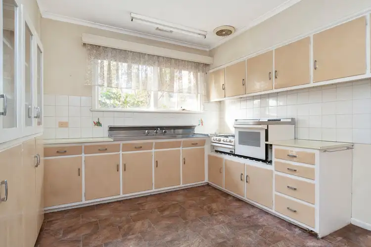 Sixth view of Homely house listing, 18 Cranbourne Road, Frankston VIC 3199