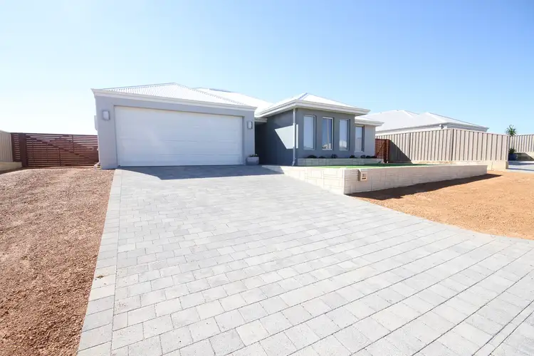 13 Angler Parade, Drummond Cove WA 6532