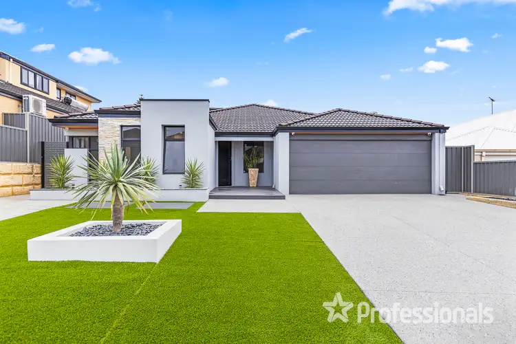 Second view of Homely house listing, 6 Calderstone Rise, Landsdale WA 6065