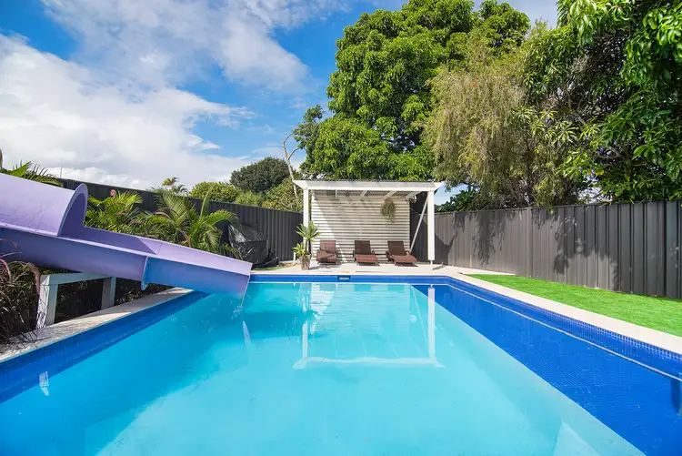 105 Oxley Drive, Paradise Point QLD 4216