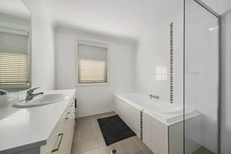Fifth view of Homely house listing, 24 Erina Place, South Windsor NSW 2756