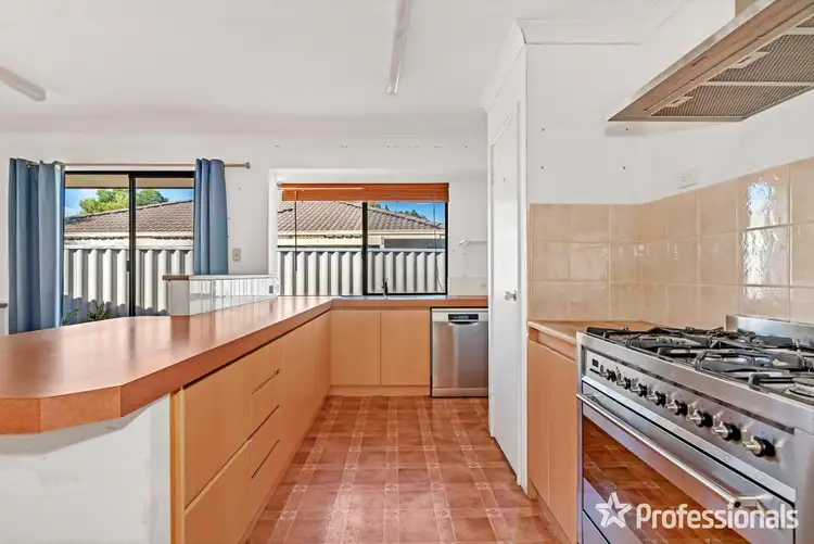 Seventh view of Homely house listing, 4 Dunlowe Loop, Warnbro WA 6169