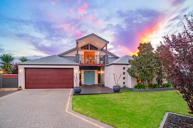 17 Amiro Street, Dunsborough WA 6281