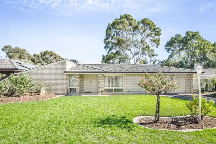 4 Bond Street, Happy Valley SA 5159