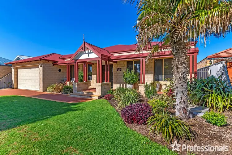 Second view of Homely house listing, 31 Fontainebleu Vista, Port Kennedy WA 6172