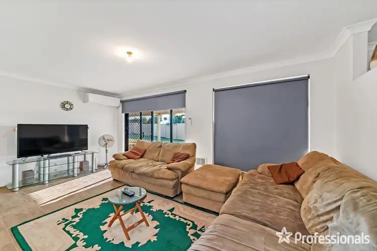Second view of Homely house listing, 7 Batavia Court, Port Kennedy WA 6172