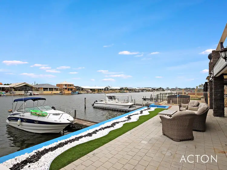 100 Murray Waters Boulevard, South Yunderup WA 6208