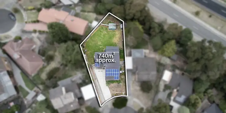 Second view of Homely house listing, 7 Coledale Close, Endeavour Hills VIC 3802