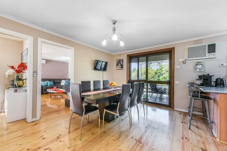 Fifth view of Homely house listing, 7 Coledale Close, Endeavour Hills VIC 3802