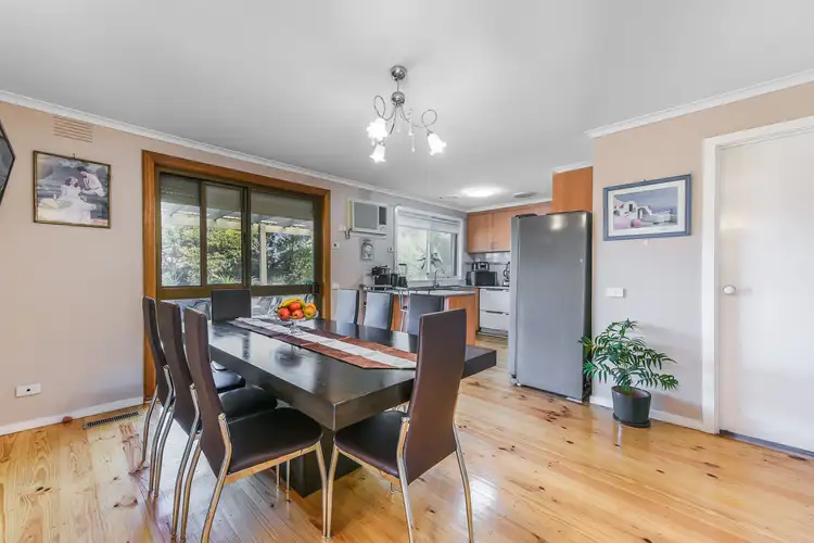 Sixth view of Homely house listing, 7 Coledale Close, Endeavour Hills VIC 3802