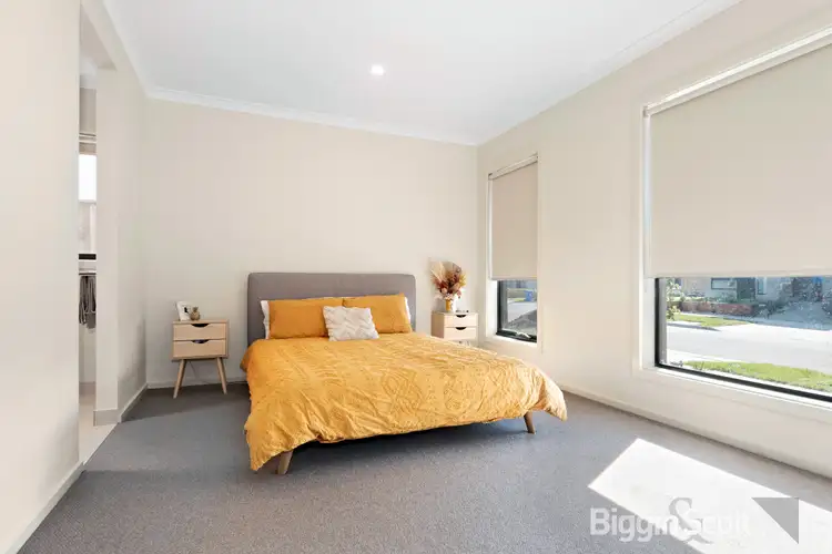 Fifth view of Homely house listing, 30 Fortitude Circuit, Clyde VIC 3978