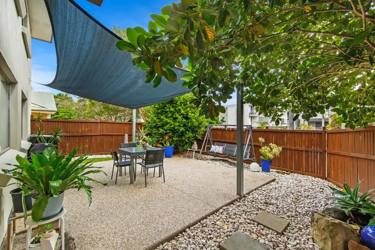 Main view of Homely house listing, 1/253 Riding Road, Balmoral QLD 4171
