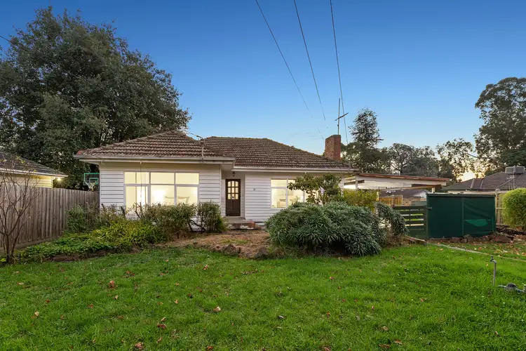 18 Bridgeford Avenue, Blackburn North VIC 3130